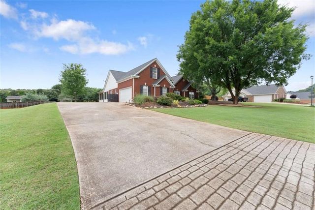 130 Meadow Creek Drive, Jefferson, GA 30549