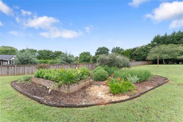 130 Meadow Creek Drive, Jefferson, GA 30549