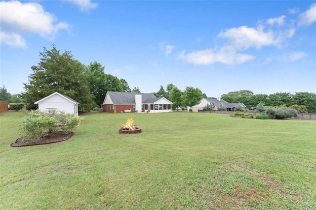 130 Meadow Creek Drive, Jefferson, GA 30549