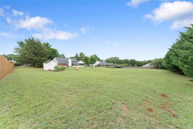 130 Meadow Creek Drive, Jefferson, GA 30549