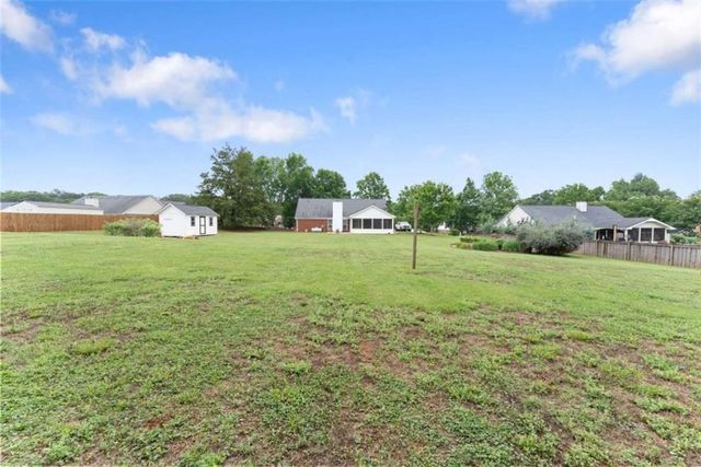 130 Meadow Creek Drive, Jefferson, GA 30549