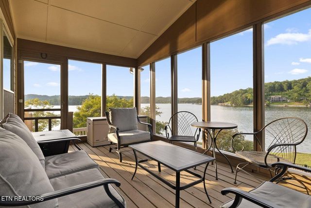 272 Russell Ave, Spring City, TN 37381