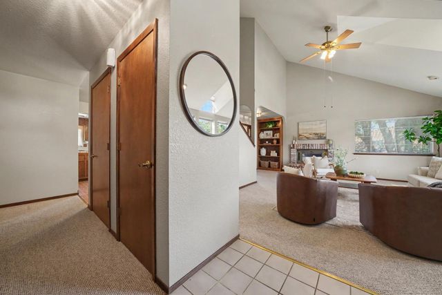 156 Creek View Ct, Sutter Creek, CA 95685