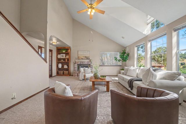 156 Creek View Ct, Sutter Creek, CA 95685