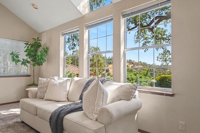 156 Creek View Ct, Sutter Creek, CA 95685