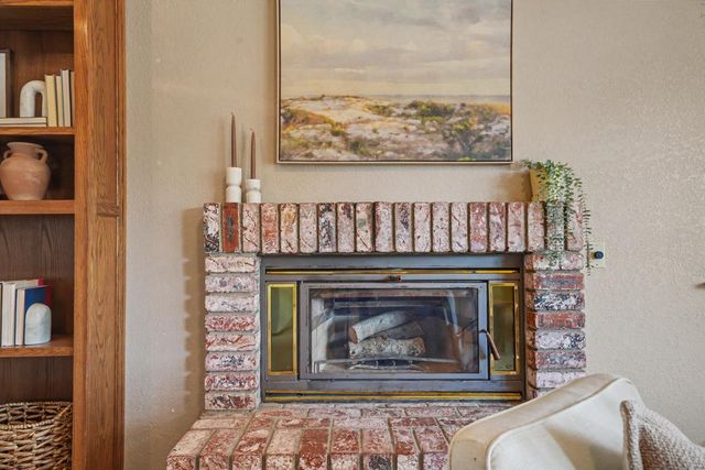 156 Creek View Ct, Sutter Creek, CA 95685