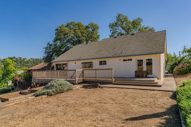 156 Creek View Ct, Sutter Creek, CA 95685