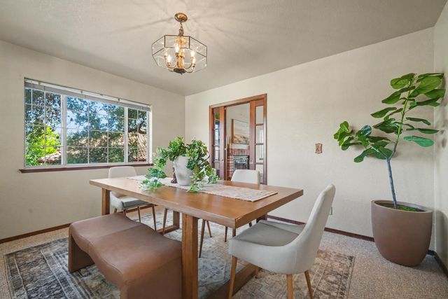 156 Creek View Ct, Sutter Creek, CA 95685