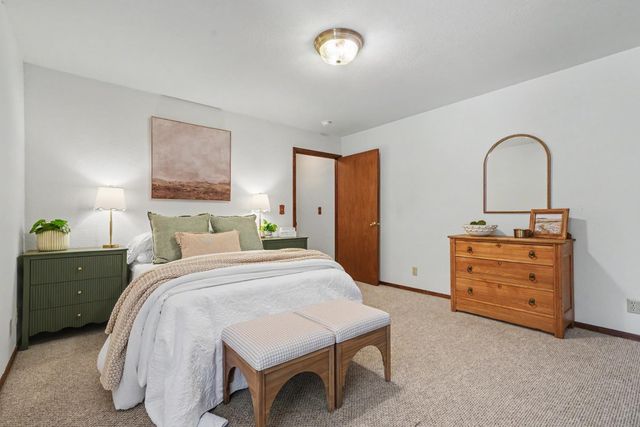156 Creek View Ct, Sutter Creek, CA 95685