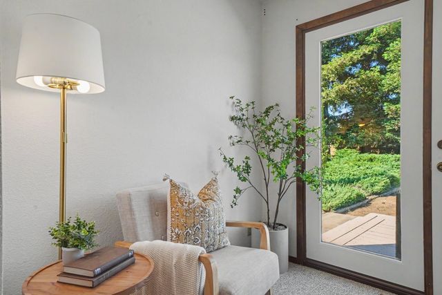 156 Creek View Ct, Sutter Creek, CA 95685