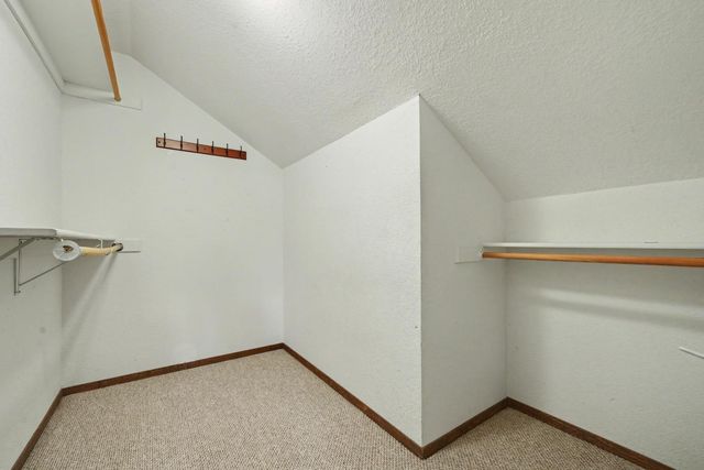 156 Creek View Ct, Sutter Creek, CA 95685