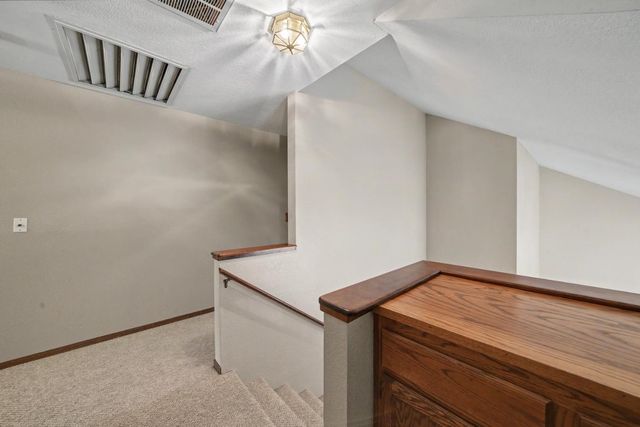 156 Creek View Ct, Sutter Creek, CA 95685
