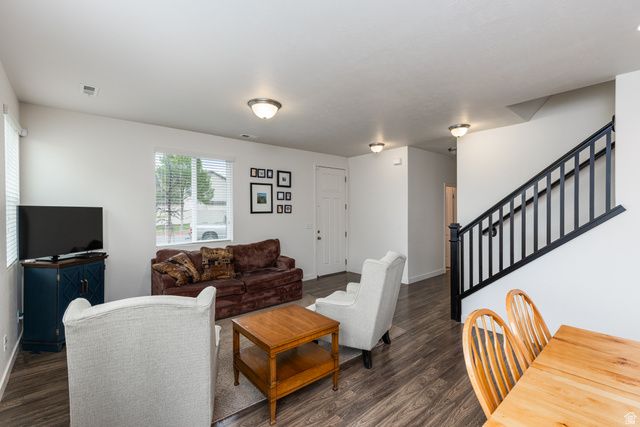 1122 STONEHAVEN DR, North Salt Lake, UT 84054