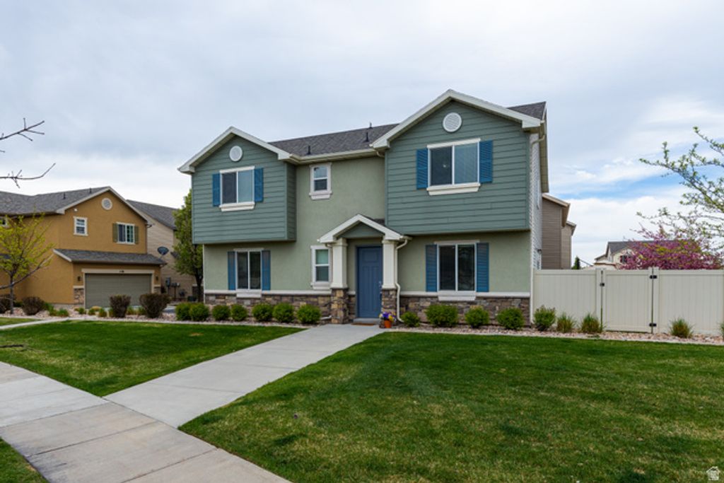 1122 STONEHAVEN DR, North Salt Lake, UT 84054