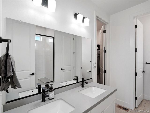 15392 Jersey Ct, Thornton, CO 80602