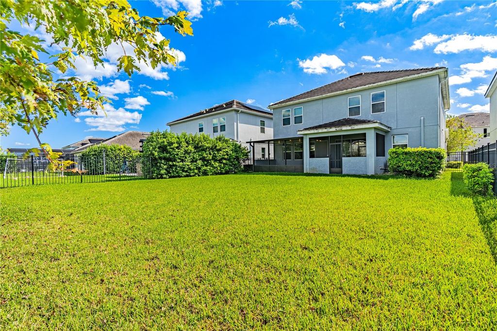 Image 16 of property listing at 12111 IMAGINARY WAY, Orlando, FL 32832