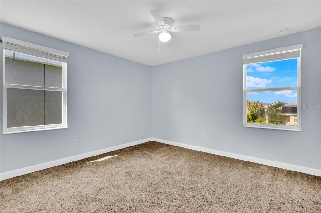 Image 22 of property listing at 12111 IMAGINARY WAY, Orlando, FL 32832