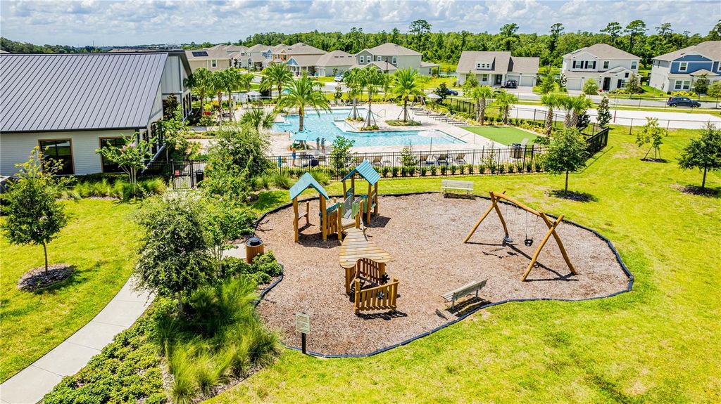 Image 44 of property listing at 12111 IMAGINARY WAY, Orlando, FL 32832