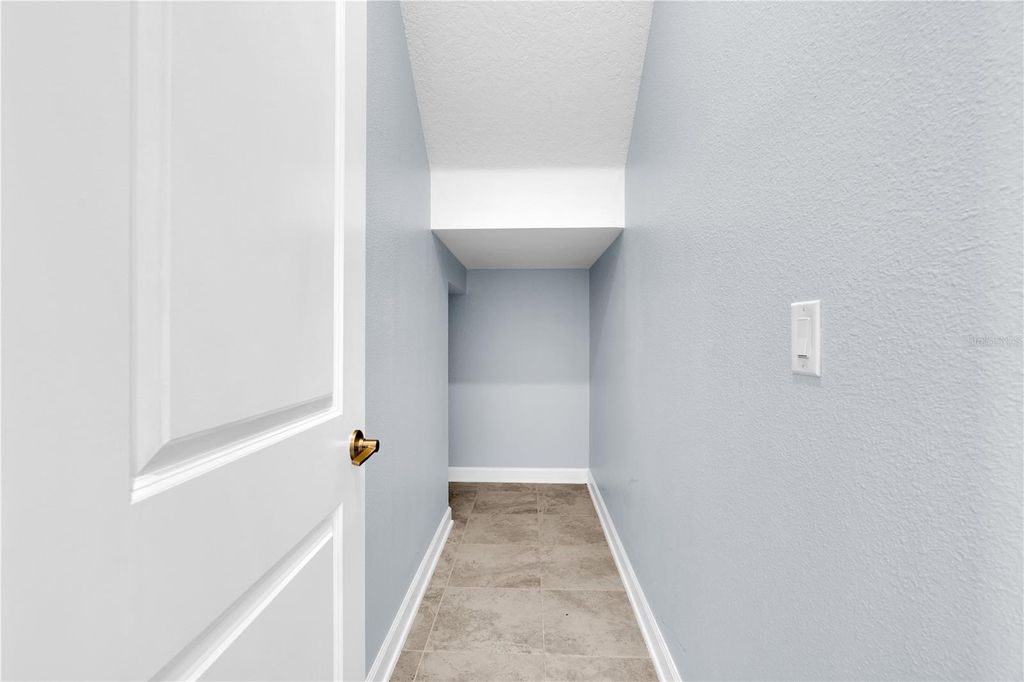 Image 8 of property listing at 12111 IMAGINARY WAY, Orlando, FL 32832