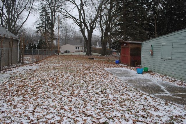 4119 W 220th Street, Fairview Park, OH 44126