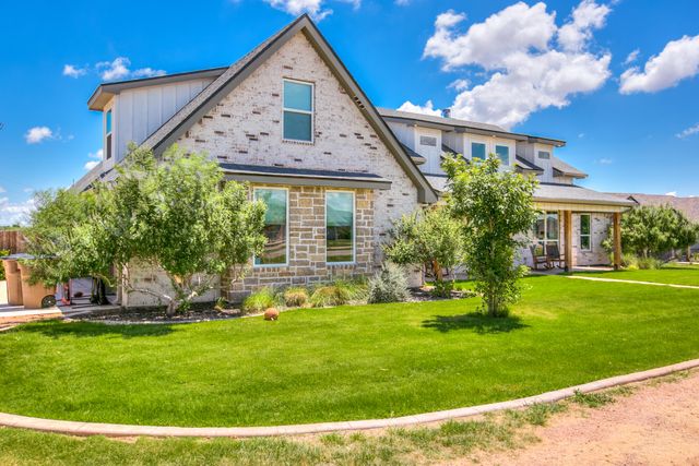 7128 Club Creek Lane, San Angelo, TX 76904