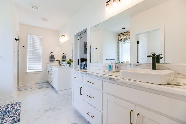 7128 Club Creek Lane, San Angelo, TX 76904