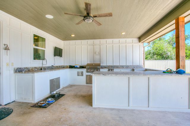 7128 Club Creek Lane, San Angelo, TX 76904