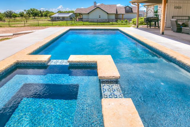 7128 Club Creek Lane, San Angelo, TX 76904