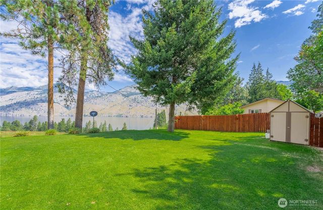 52 Reflection Lane, Chelan, WA 98816