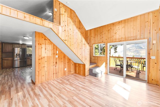 52 Reflection Lane, Chelan, WA 98816