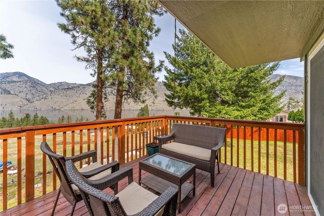 52 Reflection Lane, Chelan, WA 98816