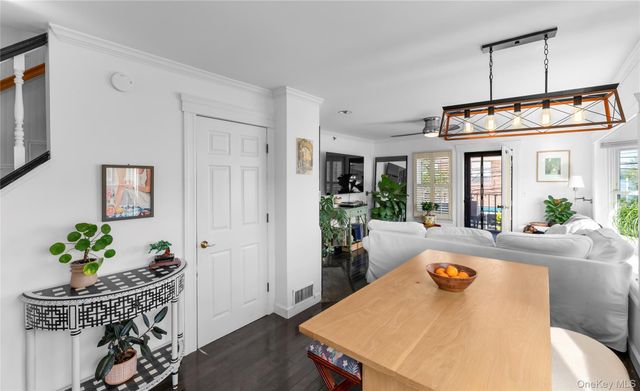 50 N Broadway 11, Nyack, NY 10960