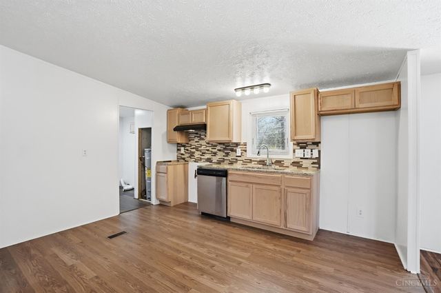 4133 W Fork Ridge Drive, Williamsburg Twp, OH 45103