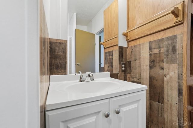 4133 W Fork Ridge Drive, Williamsburg Twp, OH 45103