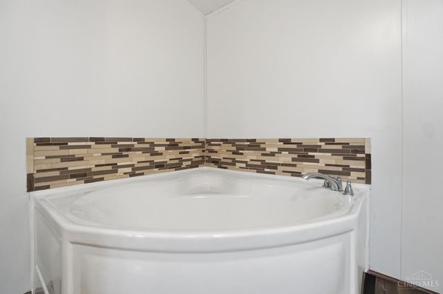 4133 W Fork Ridge Drive, Williamsburg Twp, OH 45103