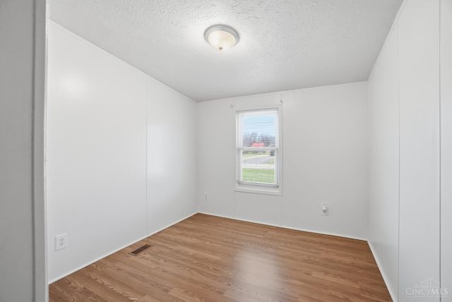 4133 W Fork Ridge Drive, Williamsburg Twp, OH 45103