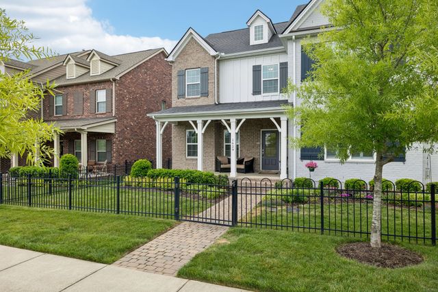 1629 Drakes Creek Rd, Hendersonville, TN 37075