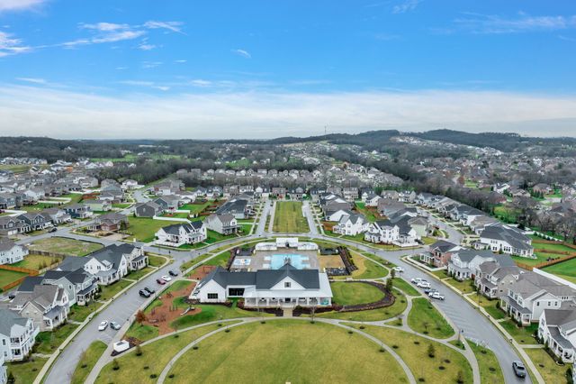 1629 Drakes Creek Rd, Hendersonville, TN 37075