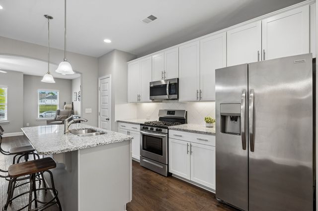 1629 Drakes Creek Rd, Hendersonville, TN 37075