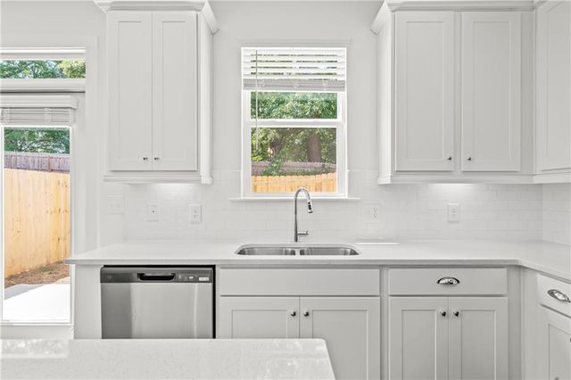 161 Auburn Valley Way, Auburn, GA 30011