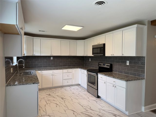 4917 Susan Lee Lane, North Richland Hills, TX 76180