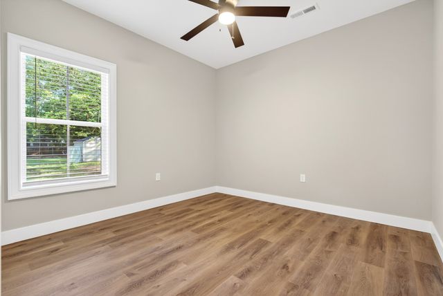 359 Third St, Guthrie, KY 42234
