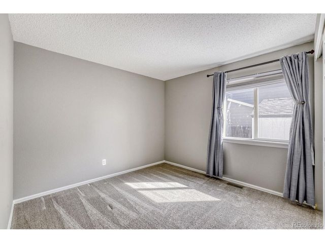 11190 W Aqueduct Dr, Littleton, CO 80127