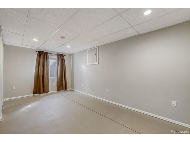 11190 W Aqueduct Dr, Littleton, CO 80127