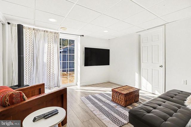 438 LARKSPUR LOOP, Lancaster, PA 17602