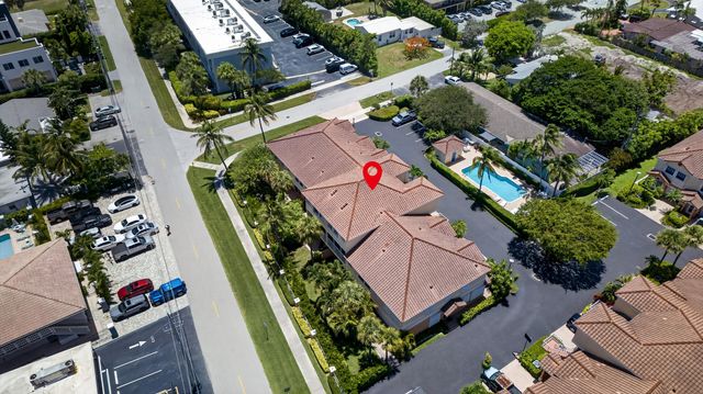 1998 NE 7TH Street 103, Deerfield Beach, FL 33441