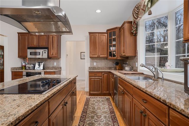 20 Bailey Boulevard, East Greenwich, RI 02818