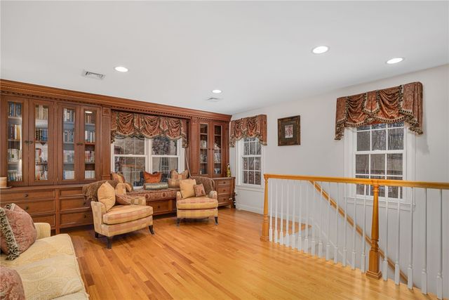 20 Bailey Boulevard, East Greenwich, RI 02818