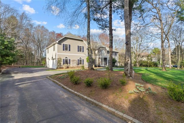 20 Bailey Boulevard, East Greenwich, RI 02818