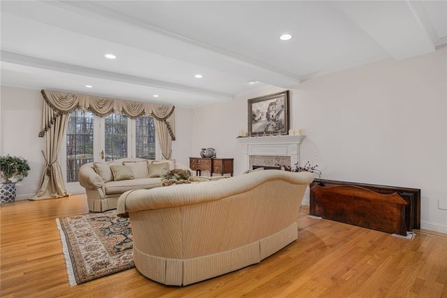 20 Bailey Boulevard, East Greenwich, RI 02818